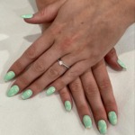 Lala Nail Land - Green color nails with flower designs