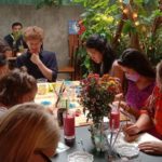House of Arts - Group of friends at a watercolor workshop outdoors